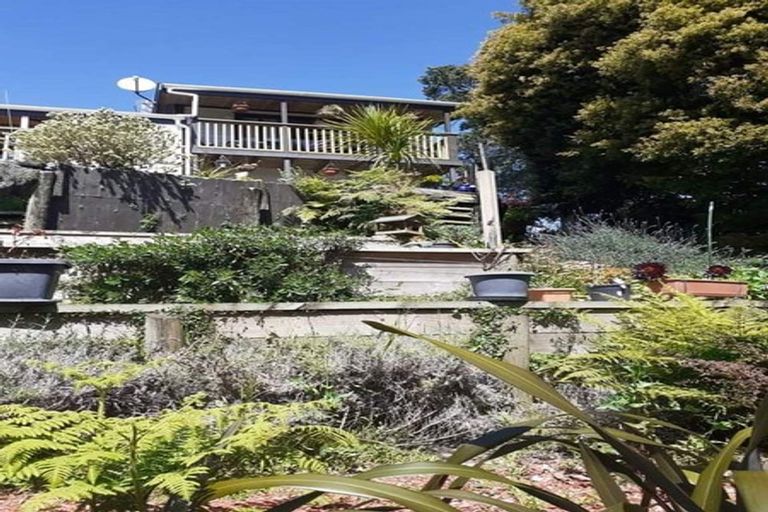 Photo of property in 8 Pararewa Drive, Whalers Gate, New Plymouth, 4310