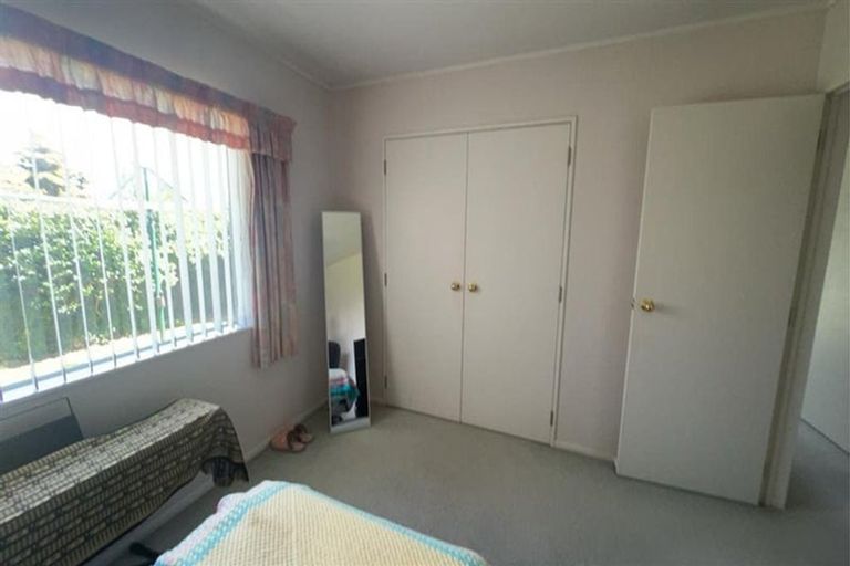 Photo of property in 123 Golfland Drive, Golflands, Auckland, 2013
