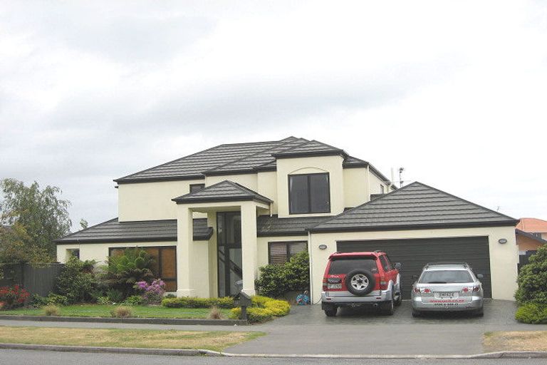 Photo of property in 45 Broadhaven Avenue, Parklands, Christchurch, 8083