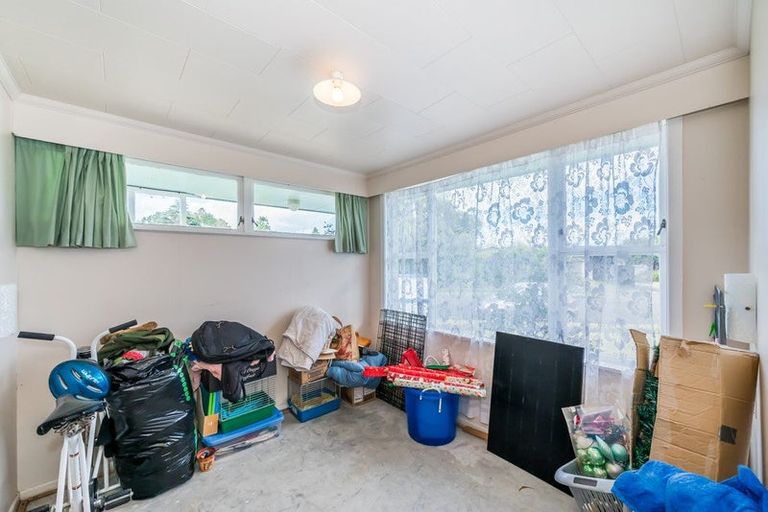 Photo of property in 1 Matipo Street, Waikanae, 5036