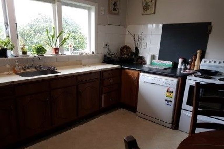 Photo of property in 1/15 Kyle Road, Greenhithe, Auckland, 0632