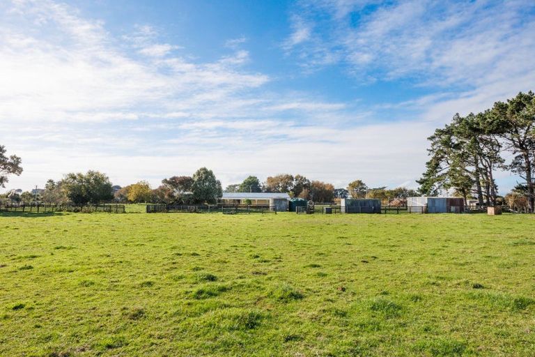 Photo of property in 112 Avenue Road, Foxton, 4891