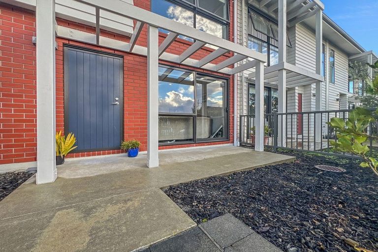 Photo of property in 76 Whenuapai Drive, Whenuapai, Auckland, 0618
