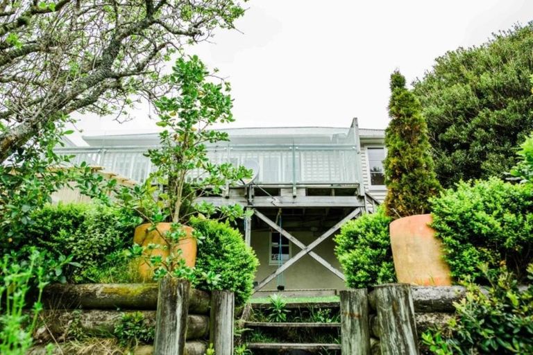 Photo of property in 19 Bankot Crescent, Ngaio, Wellington, 6035