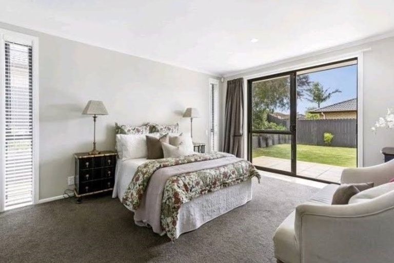 Photo of property in 19 Corrofin Drive, East Tamaki, Auckland, 2013