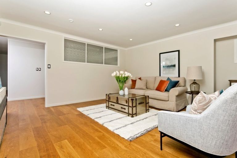 Photo of property in 74 Churchill Road, Murrays Bay, Auckland, 0630