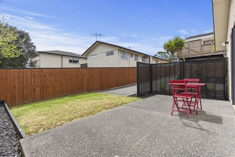 Photo of property in 48a Lewisham Street, Highland Park, Auckland, 2010