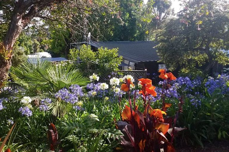 Photo of property in 31 Tauroa Road, Havelock North, 4130