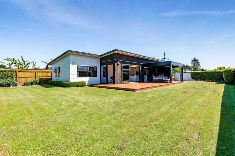 Photo of property in 507 Richmond Road, Lepperton, New Plymouth, 4373