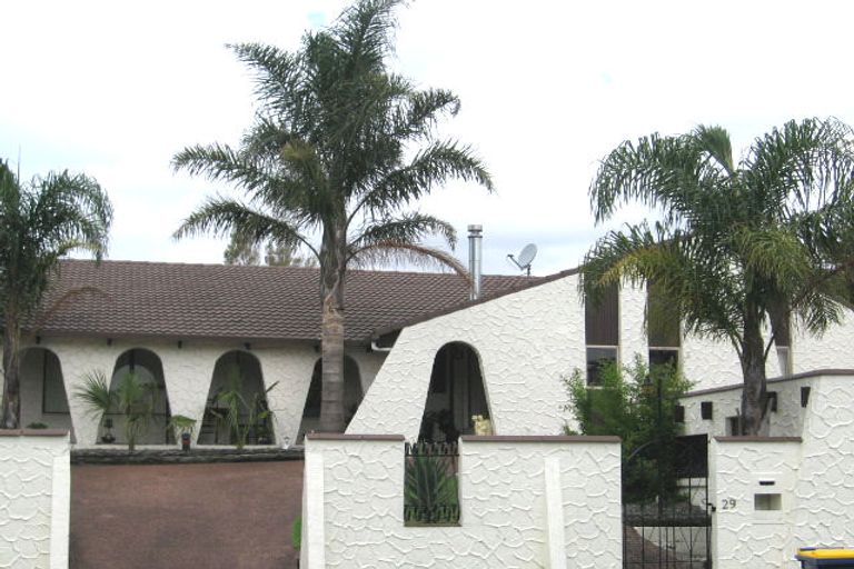 Photo of property in 29 Miltonia Avenue, Te Atatu South, Auckland, 0610