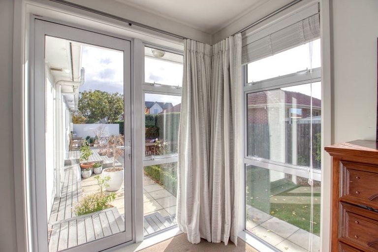 Photo of property in 38 Evesham Crescent, Spreydon, Christchurch, 8024