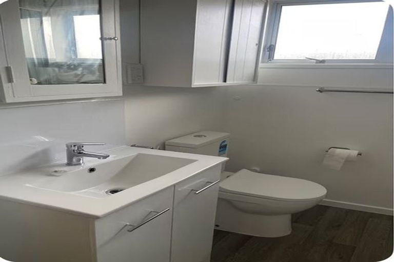 Photo of property in 2/127 Kamo Road, Kensington, Whangarei, 0112