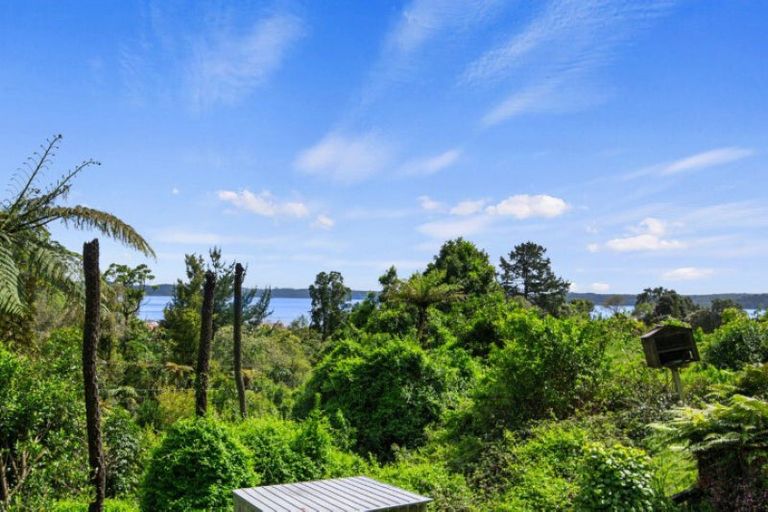 Photo of property in 29 Lake Okataina Road, Lake Okataina, Rotorua, 3074
