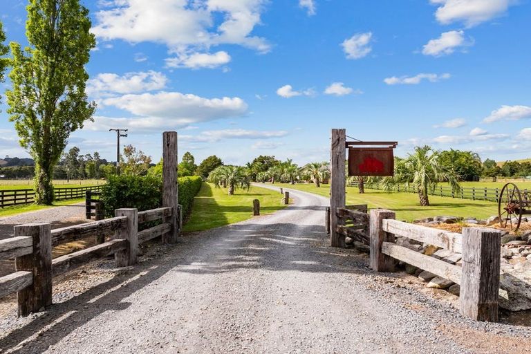 Photo of property in 632 Kara Road, Kokopu, Whangarei, 0179