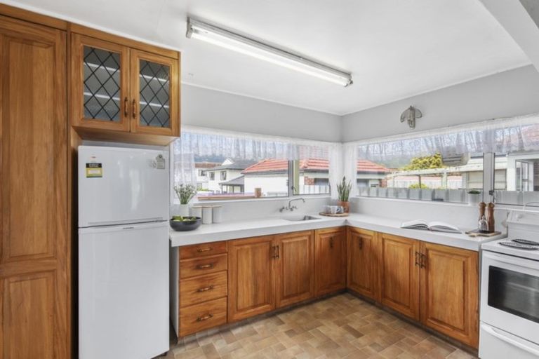 Photo of property in 19 Charleston Avenue, Boulcott, Lower Hutt, 5011