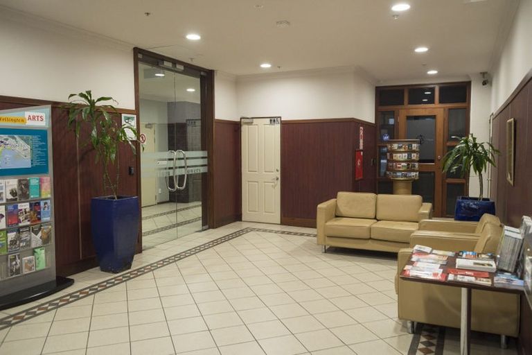 Photo of property in Atrium Apartments, 2c/154 The Terrace, Wellington Central, Wellington, 6011