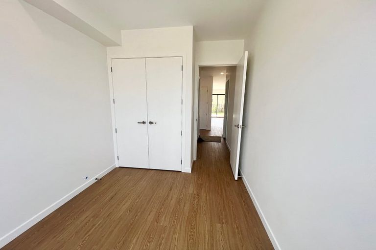 Photo of property in 4b Mahogany Street, Westgate, 0814