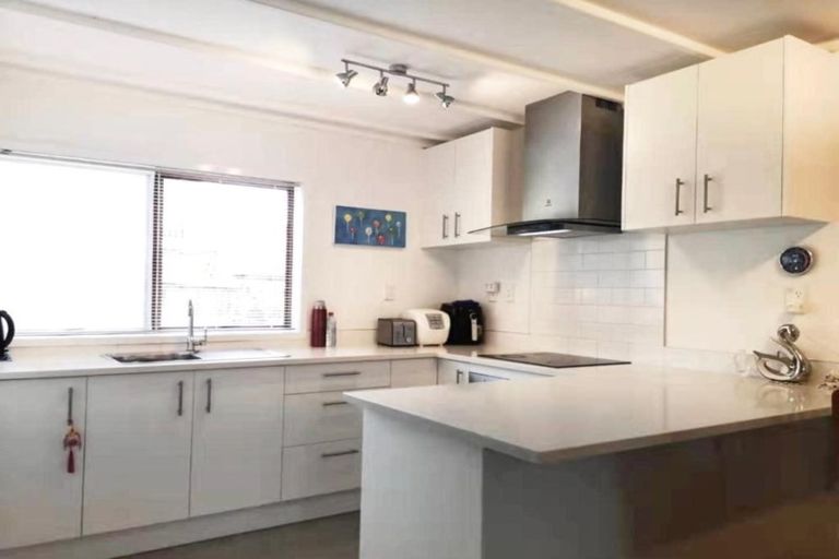 Photo of property in 4/36 Koromiko Street, New Lynn, Auckland, 0600