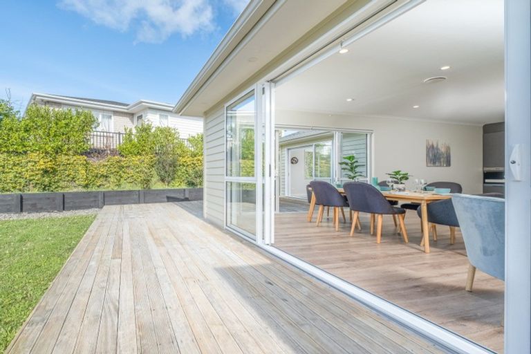 Photo of property in 3 Dida Park Drive, Kumeu, 0810