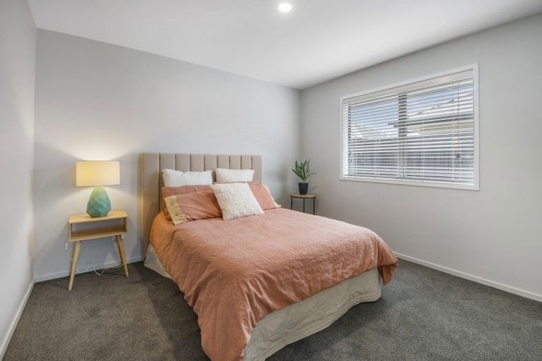 Photo of property in 159 Shillingford Boulevard, Rolleston, 7615