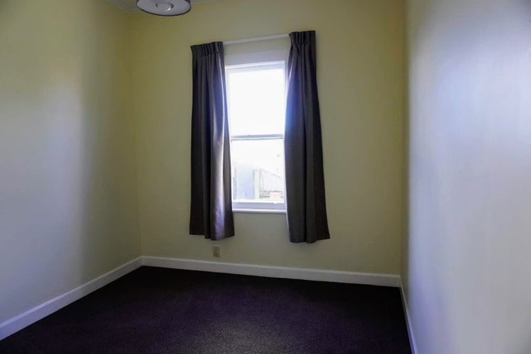 Photo of property in 18 Swiss Avenue, Gonville, Whanganui, 4501