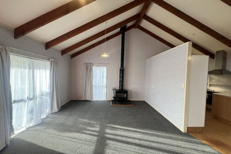 Photo of property in 672 Queen Street East, Levin, 5510