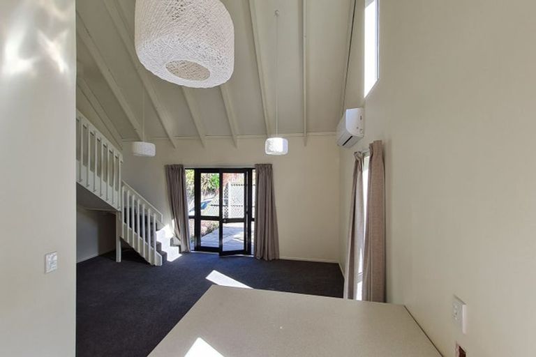 Photo of property in 1/73 Milton Road, Bluff Hill, Napier, 4110