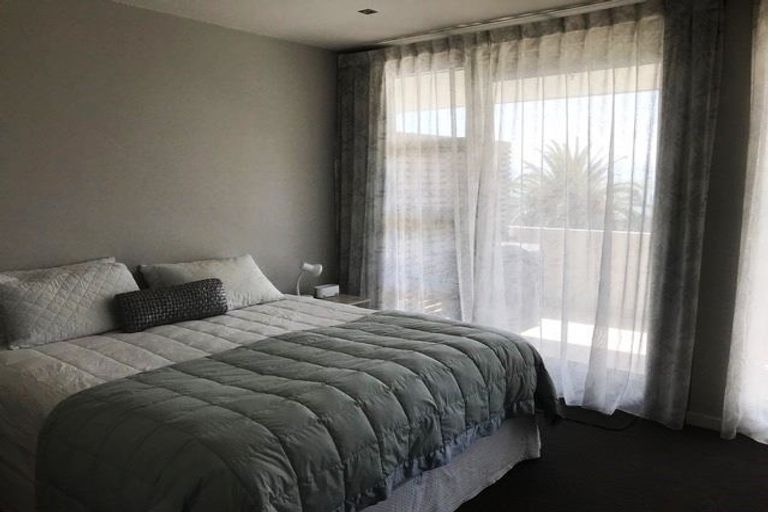 Photo of property in Latitude 41, 11/269 Wakefield Quay, Stepneyville, Nelson, 7010