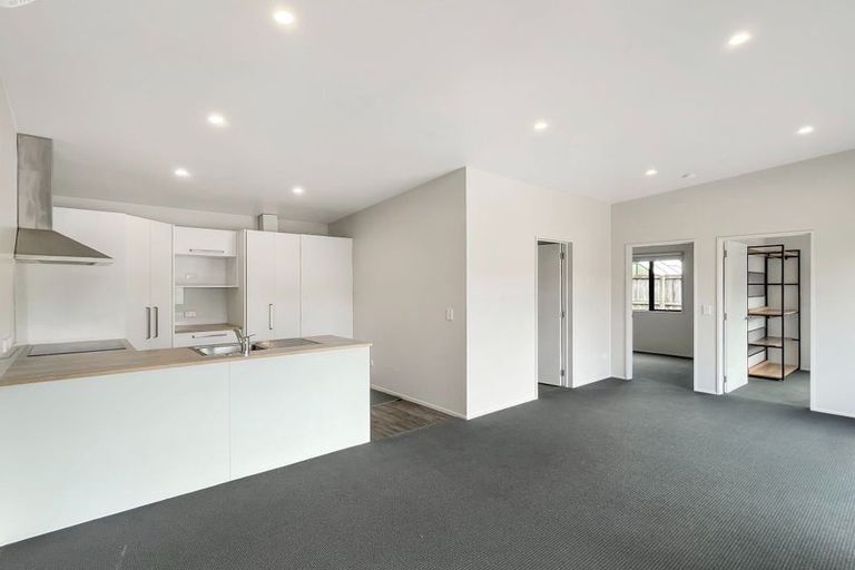 Photo of property in 17 Mclellan Place, Ilam, Christchurch, 8041