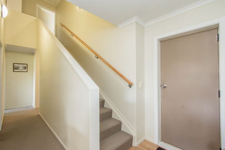 Photo of property in 6/64 Kawaha Point Road, Kawaha Point, Rotorua, 3010