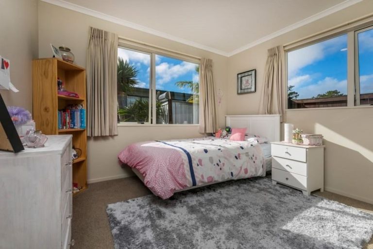 Photo of property in 45 Aberley Road, Schnapper Rock, Auckland, 0632