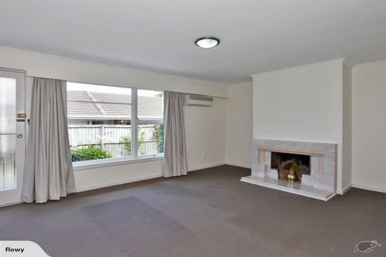 Photo of property in 2/18a Tomes Road, St Albans, Christchurch, 8052