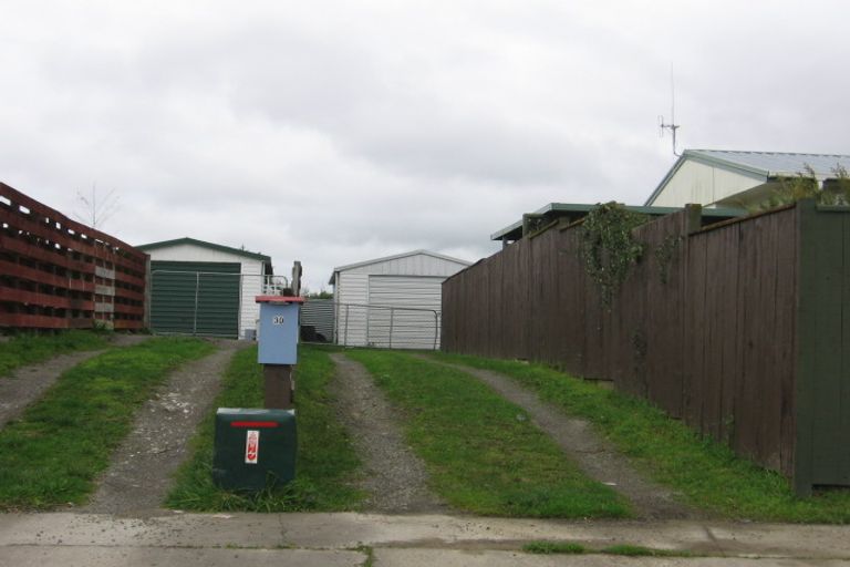 Photo of property in 30 Tiller Close, Kelvin Grove, Palmerston North, 4414