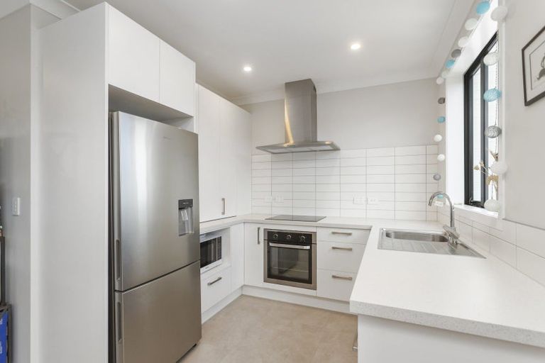 Photo of property in 32 Propeller Avenue, Whenuapai, Auckland, 0618