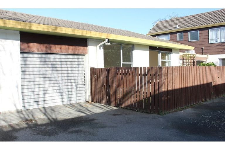 Photo of property in 2/33 Trent Street, Linwood, Christchurch, 8011