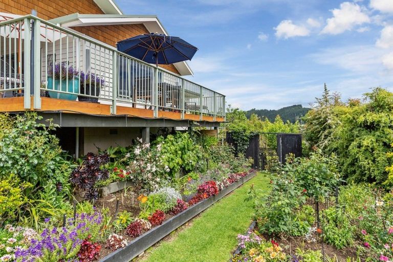 Photo of property in 117 Bruce Wallace Place, Whangamata, 3620