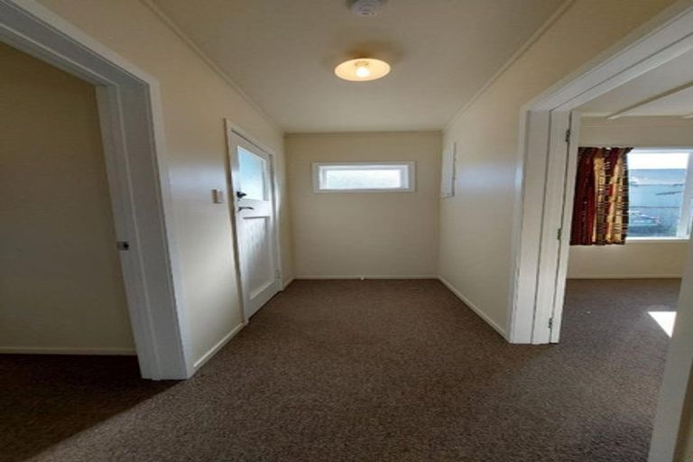 Photo of property in 44a Collins Street, Hawera, 4610