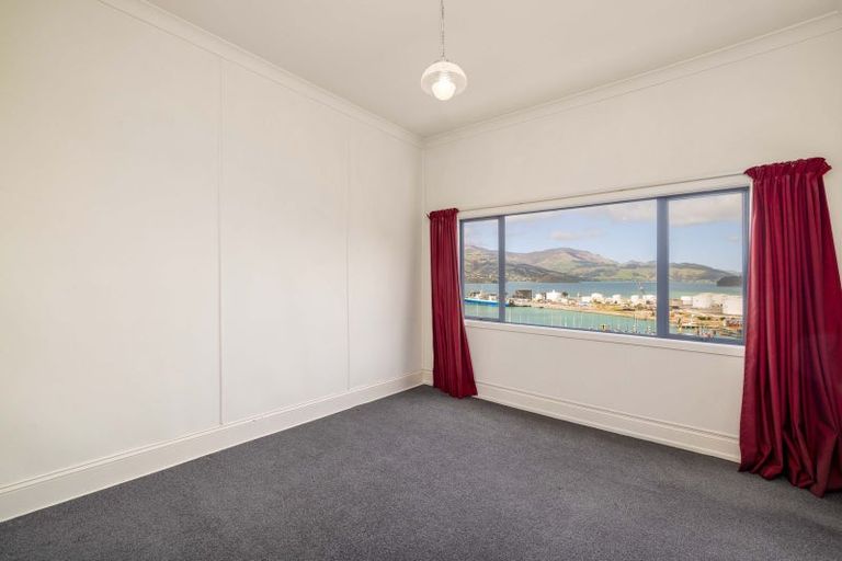 Photo of property in 13 Cunningham Terrace, Lyttelton, 8082