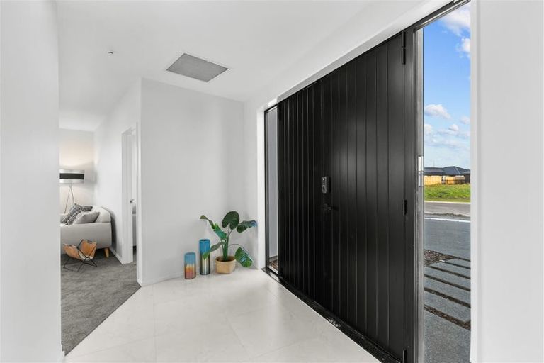 Photo of property in 42 Navarra Road, Halswell, Christchurch, 8025