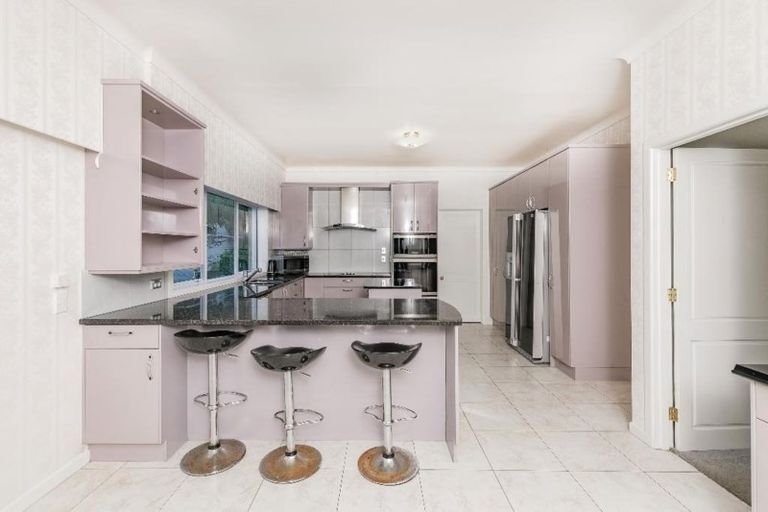 Photo of property in 78 Becroft Drive, Forrest Hill, Auckland, 0620