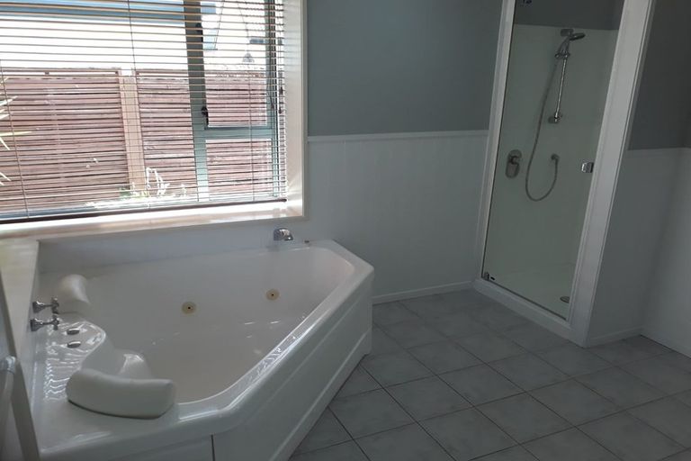 Photo of property in 250 Kingsbury Avenue, Rangiora, 7400