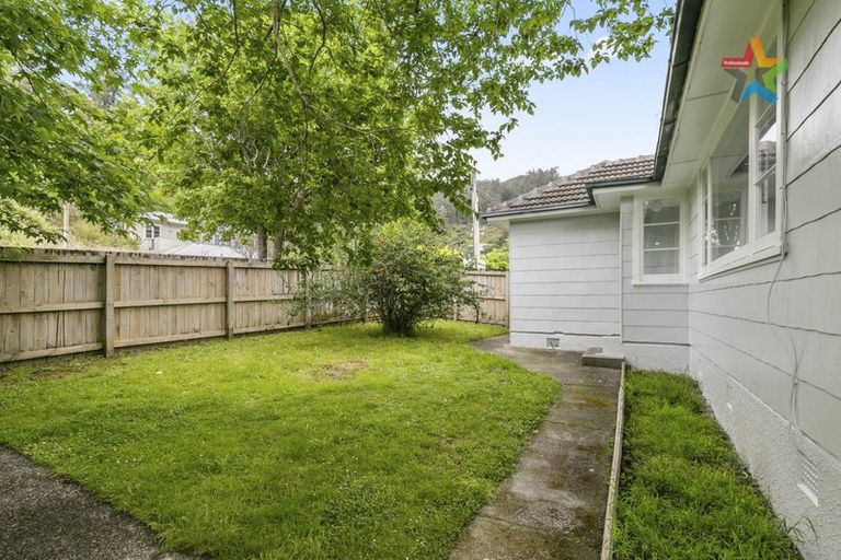 Photo of property in 204 Rata Street, Naenae, Lower Hutt, 5011