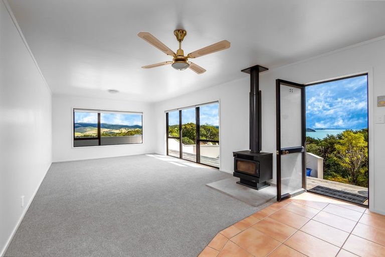 Photo of property in 266 Kempthorne Road, Russell, 0272