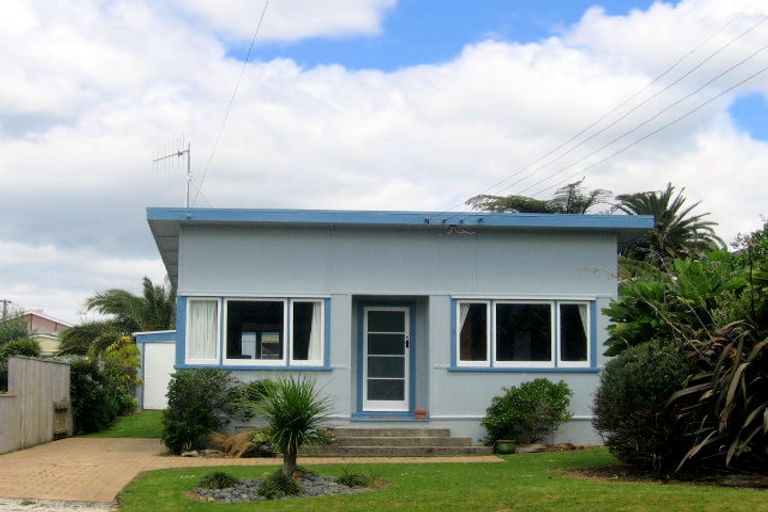 Photo of property in 3 Scarborough Road, Waihi Beach, 3611