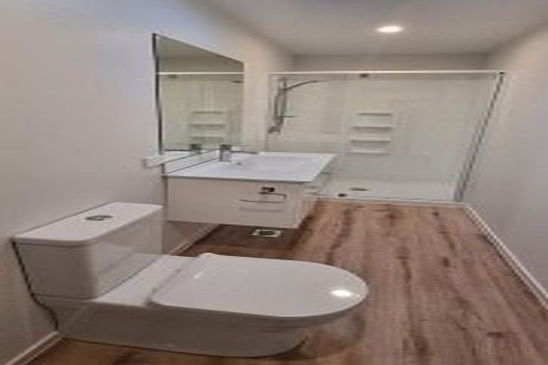 Photo of property in 8a Cheviot Street, Mangere East, Auckland, 2024