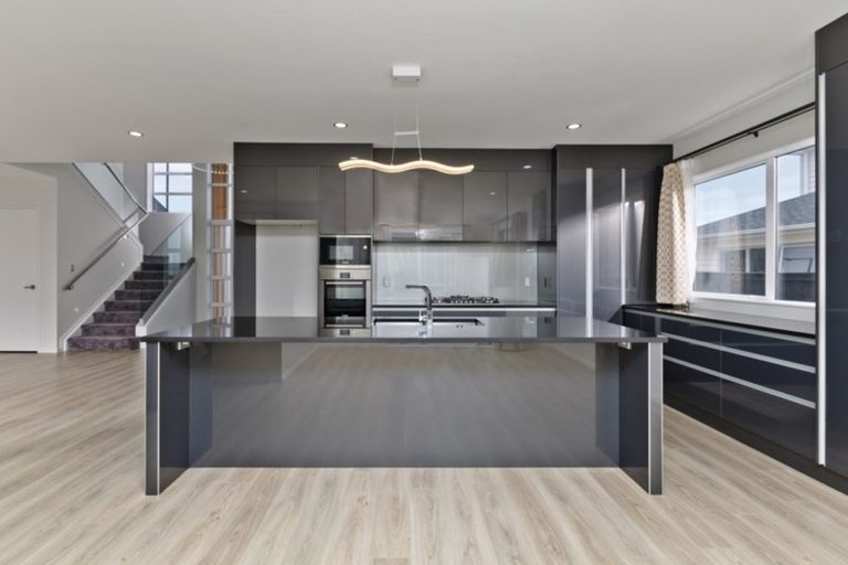 Photo of property in 208 Wainui Road, Silverdale, 0932