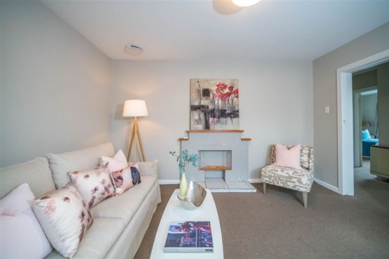 Photo of property in 2/27 Devonport Lane, St Albans, Christchurch, 8014