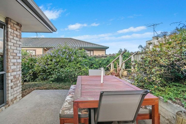 Photo of property in 14 Governor Grey Road, Snells Beach, 0920