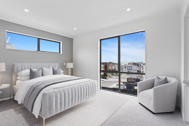 Photo of property in 18 Hema Road, Hobsonville, Auckland, 0616