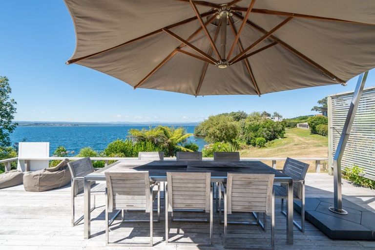 Photo of property in 799 Acacia Bay Road, Acacia Bay, Taupo, 3330